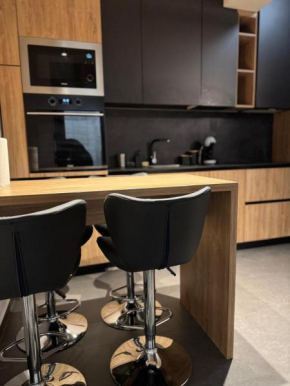 Stylish 2 Bedroom Apartment